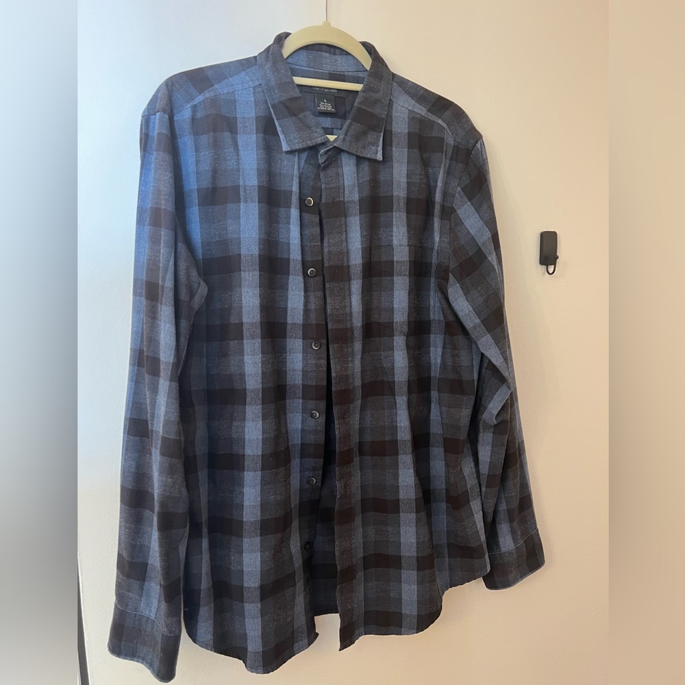 Bloomingdales- The Men’s Store- Men’s Flannel Shirt